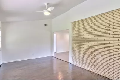 8107 Lazy Lane, Austin, TX 78757 - Photo 15