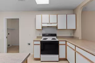 1353 Lakeside Loop, Round Rock, TX 78665 - Photo 11