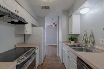 100 Uhland Road #3, San Marcos, TX 78666 - Photo 11