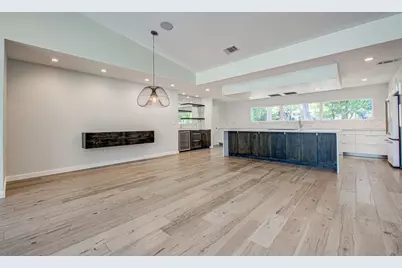 6106 Shoal Creek Boulevard, Austin, TX 78757 - Photo 9
