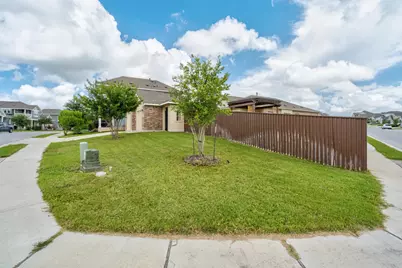 2947 Brand Iron Drive, San Marcos, TX 78666 - Photo 3