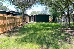 2305 Western Trails Blvd, Austin, TX 78745 - Photo 27