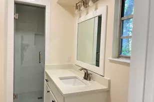 2305 Western Trails Blvd, Austin, TX 78745 - Photo 19