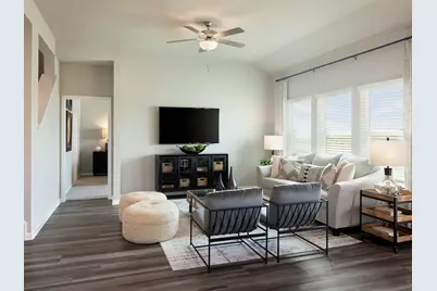 131 Coopers Hawk Crest, Cedar Creek, TX 78612 - Photo 5