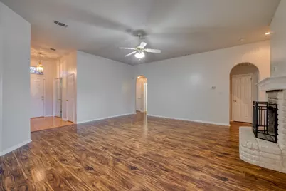 513 Mockingbird Lane, Lockhart, TX 78644 - Photo 7