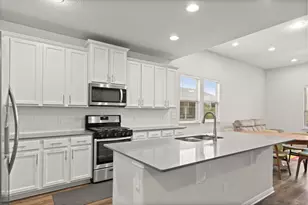 213 Munk Ln, Leander, TX 78641 - Photo 9