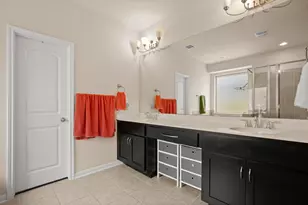 2401 Yaupon Range Dr, Leander, TX 78641 - Photo 13