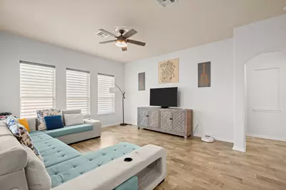 2401 Yaupon Range Drive, Leander, TX 78641 - Photo 7