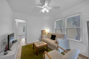 4302 Ave G Ave, Austin, TX 78751 - Photo 17