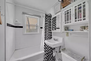 4302 Ave G Ave, Austin, TX 78751 - Photo 11