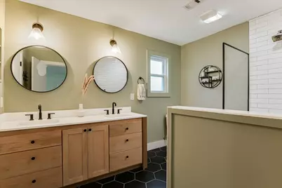 6202 Sun Vista Drive, Austin, TX 78749 - Photo 11