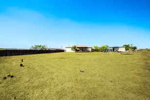 749 El Rey Dr, Kyle, TX 78640 - Photo 37