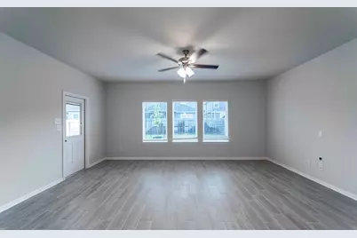 1232 Sweden, Seguin, TX 78155 - Photo 9