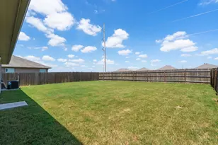 1007 Pembroke Ct, Hutto, TX 78634 - Photo 31