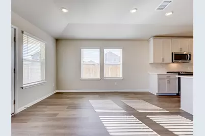 100 Greenspire Lane, Hutto, TX 78634 - Photo 11