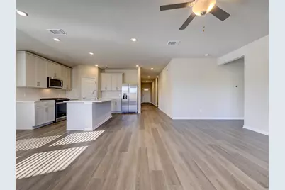 100 Greenspire Lane, Hutto, TX 78634 - Photo 13