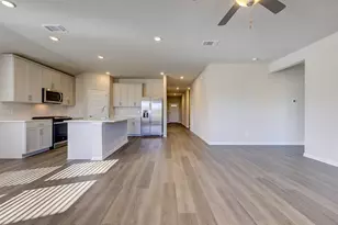 100 Greenspire Ln, Hutto, TX 78634 - Photo 13