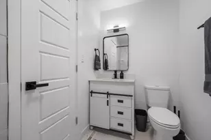 6413 Chimney Creek Cir, Austin, TX 78723 - Photo 17