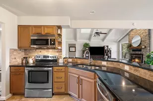 8910 Sam Carter Dr, Austin, TX 78736 - Photo 13