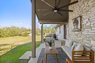 8910 Sam Carter Dr, Austin, TX 78736 - Photo 33