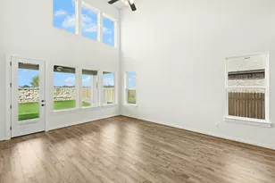404 Amista Dr, Liberty Hill, TX 78642 - Photo 3