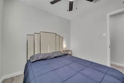 3400 Laguna Drive, Austin, TX 78741 - Photo 19
