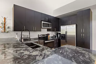 907 Duncan Lane #302, Austin, TX 78705 - Photo 11