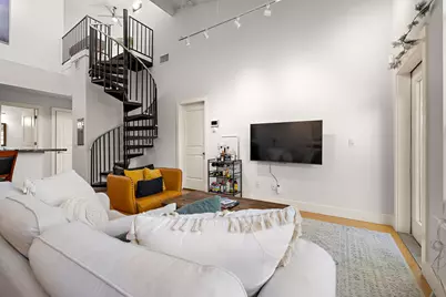 907 Duncan Lane #302, Austin, TX 78705 - Photo 7