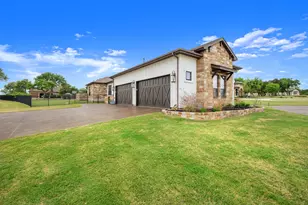 401 Highland Bluff Dr, Georgetown, TX 78633 - Photo 25