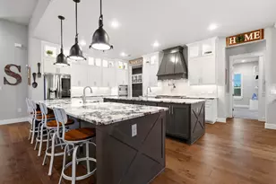 401 Highland Bluff Dr, Georgetown, TX 78633 - Photo 3