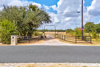1200 County Road 233, Florence, TX 76527 - Photo 37