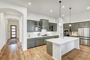 1117 Spring Gulch Ln, Georgetown, TX 78628 - Photo 5
