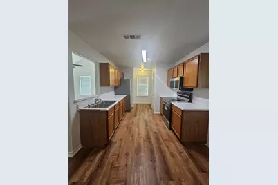 606 Trinity Street, Lockhart, TX 78644 - Photo 7