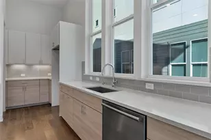 6300 Toscana Ave, Austin, TX 78724 - Photo 9