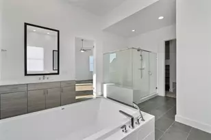 6300 Toscana Ave, Austin, TX 78724 - Photo 13