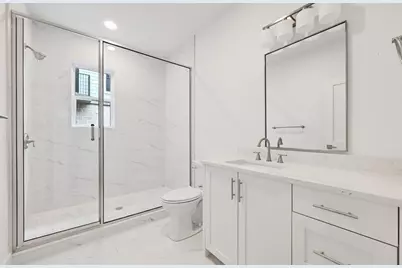 910 W 22nd 1/2 Street, Austin, TX 78705 - Photo 15