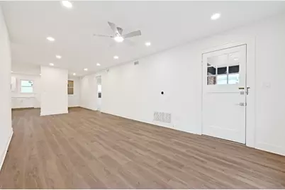 910 W 22nd 1/2 Street, Austin, TX 78705 - Photo 5