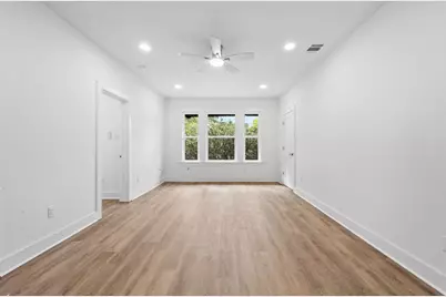 910 W 22nd 1/2 Street, Austin, TX 78705 - Photo 17