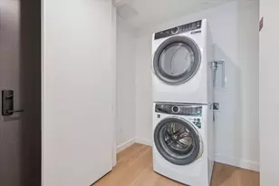 610 Davis St, Austin, TX 78701 - Photo 11