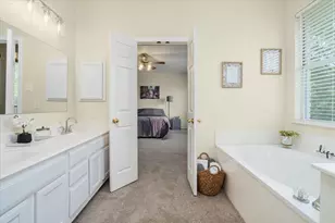202 Meadow Woods Dr, Kyle, TX 78640 - Photo 23