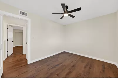 1402 Southport Drive, Austin, TX 78704 - Photo 19