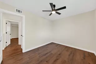 1402 Southport Dr, Austin, TX 78704 - Photo 19