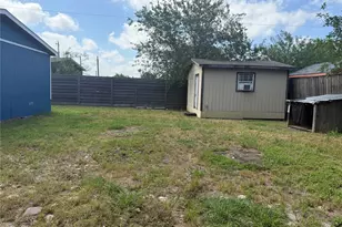 652 Stag Horn Pass, Kyle, TX 78640 - Photo 17