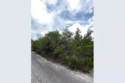 21307 Wyoming Pass, Lago Vista, TX 78645 - Photo 5