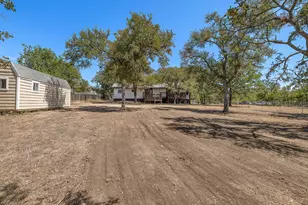 349 Forest Lake Dr, Del Valle, TX 78617 - Photo 25