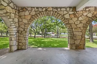 3201 Rivercrest Dr, Austin, TX 78746 - Photo 11