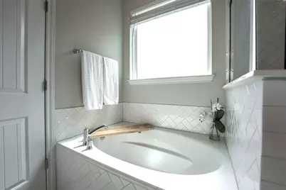 17600 Penfolds Drive, Pflugerville, TX 78660 - Photo 19