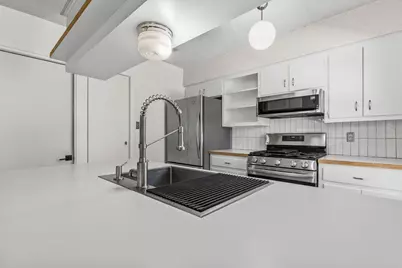 1906 Parkside Lane, Austin, TX 78745 - Photo 9