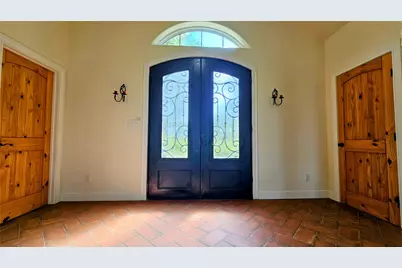 189 Moccasin Canyon, Cedar Creek, TX 78612 - Photo 3