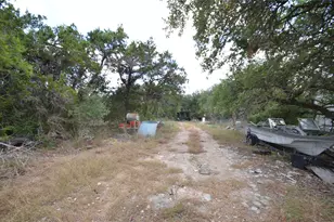 360 Jennifer Ln, Driftwood, TX 78619 - Photo 5